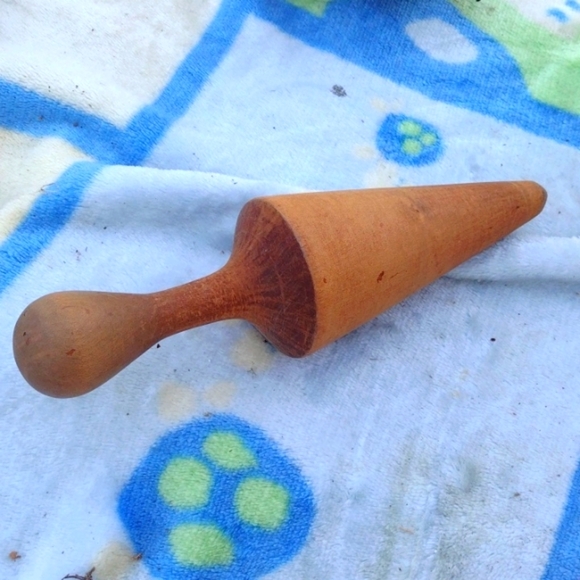 Primitive Utensil - Picture 1 of 3
